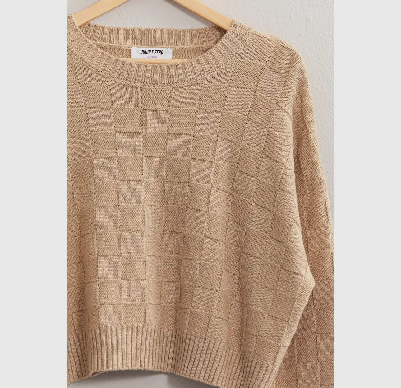 Long sleeve checkered sweater