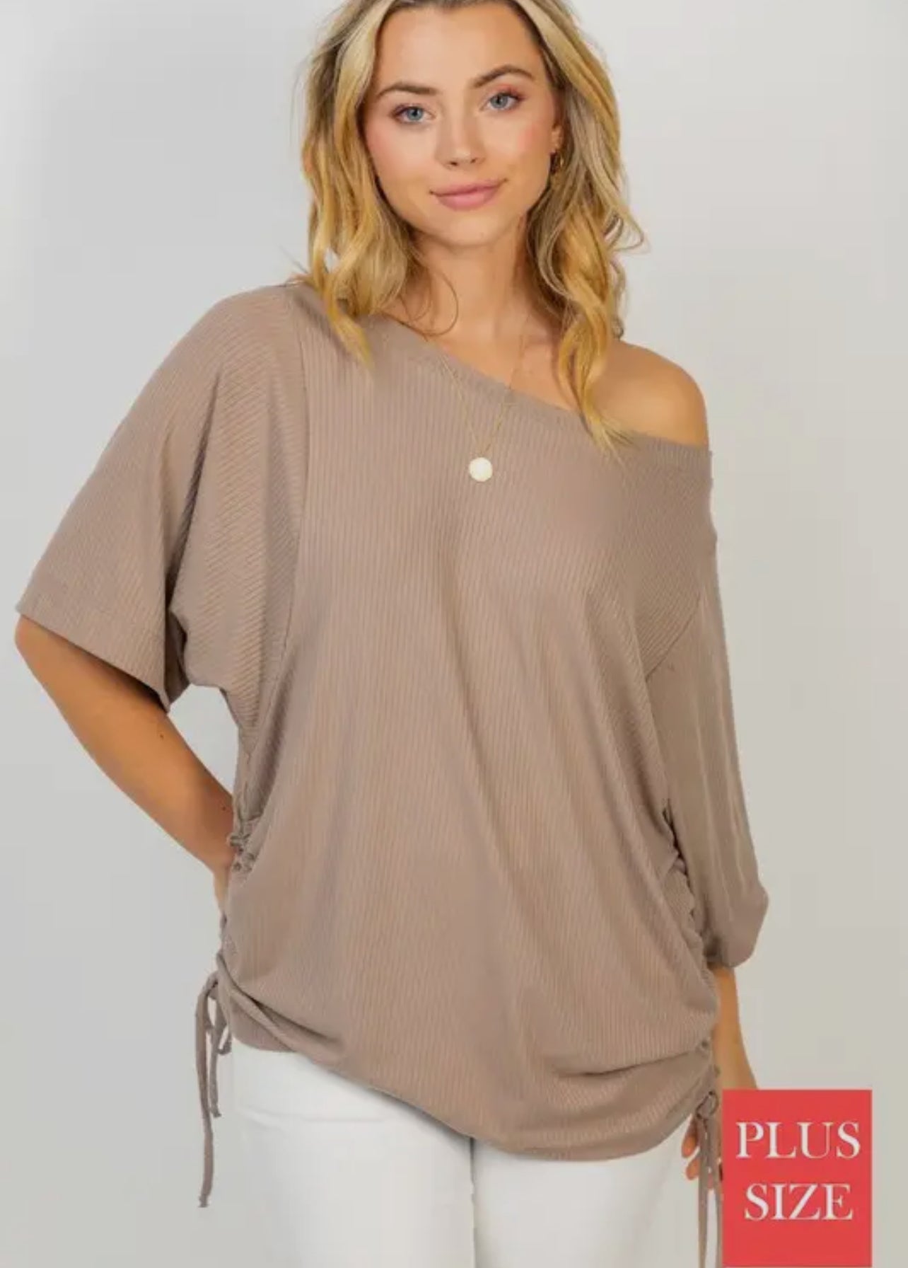 Plus off shoulder quart sleeve top