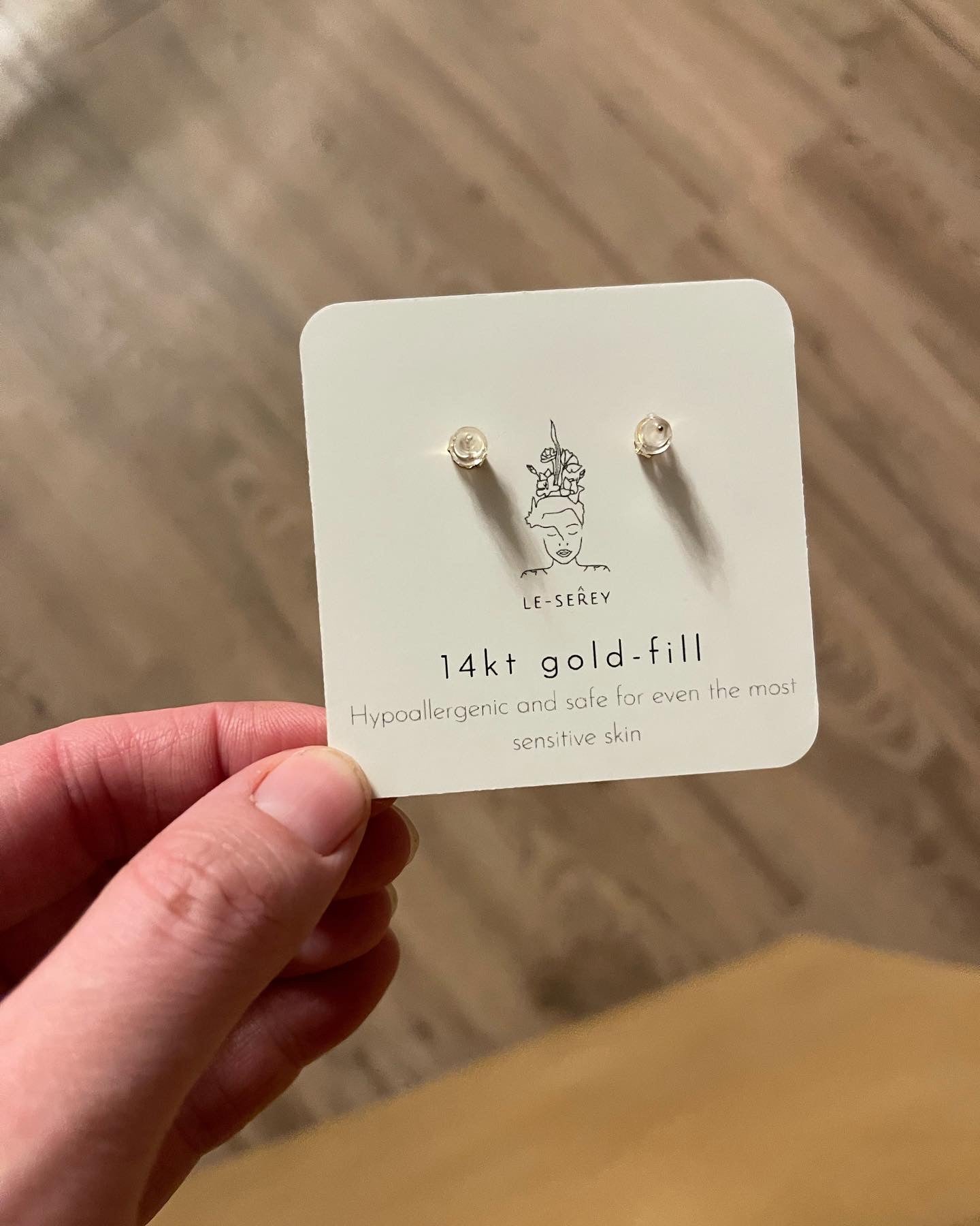 Le Serey Studs